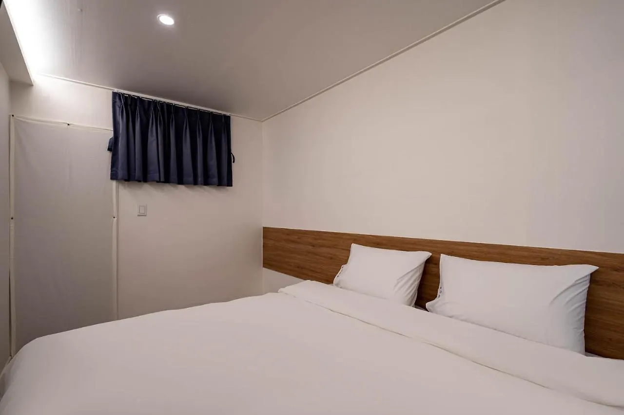 Hostel Rose Inn Seoul South Korea