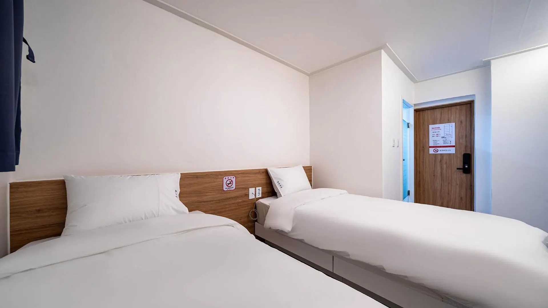 Rose Inn Seoul Hostel